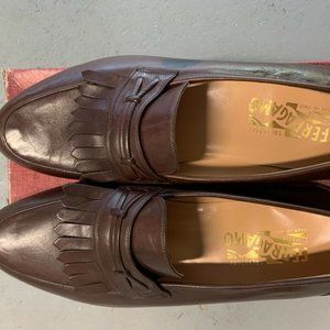 NEVER WORN VINTAGE Salvatore Ferragamo Firenze